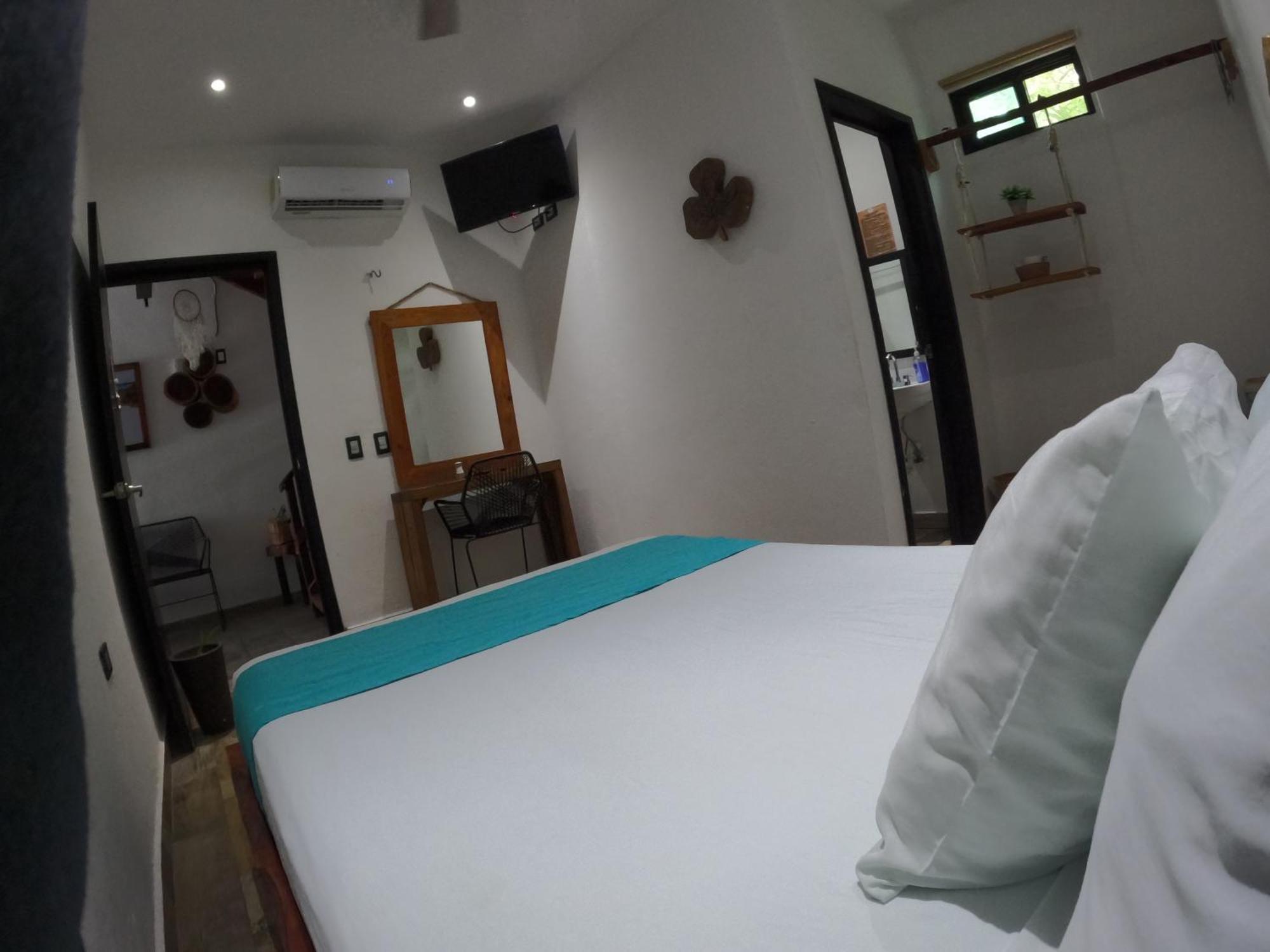 Hotel Y Beach Club Casa Mia Xulha -Bacalar Xul-Ha Extérieur photo